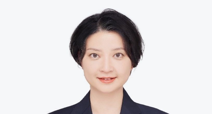 施明 